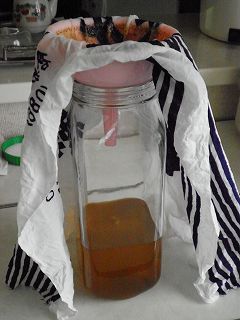 漏斗(じょうご)と濾し布を使う方法の実験