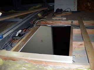 天井収納用はしごユニットを取り付ける為の開口部の写真